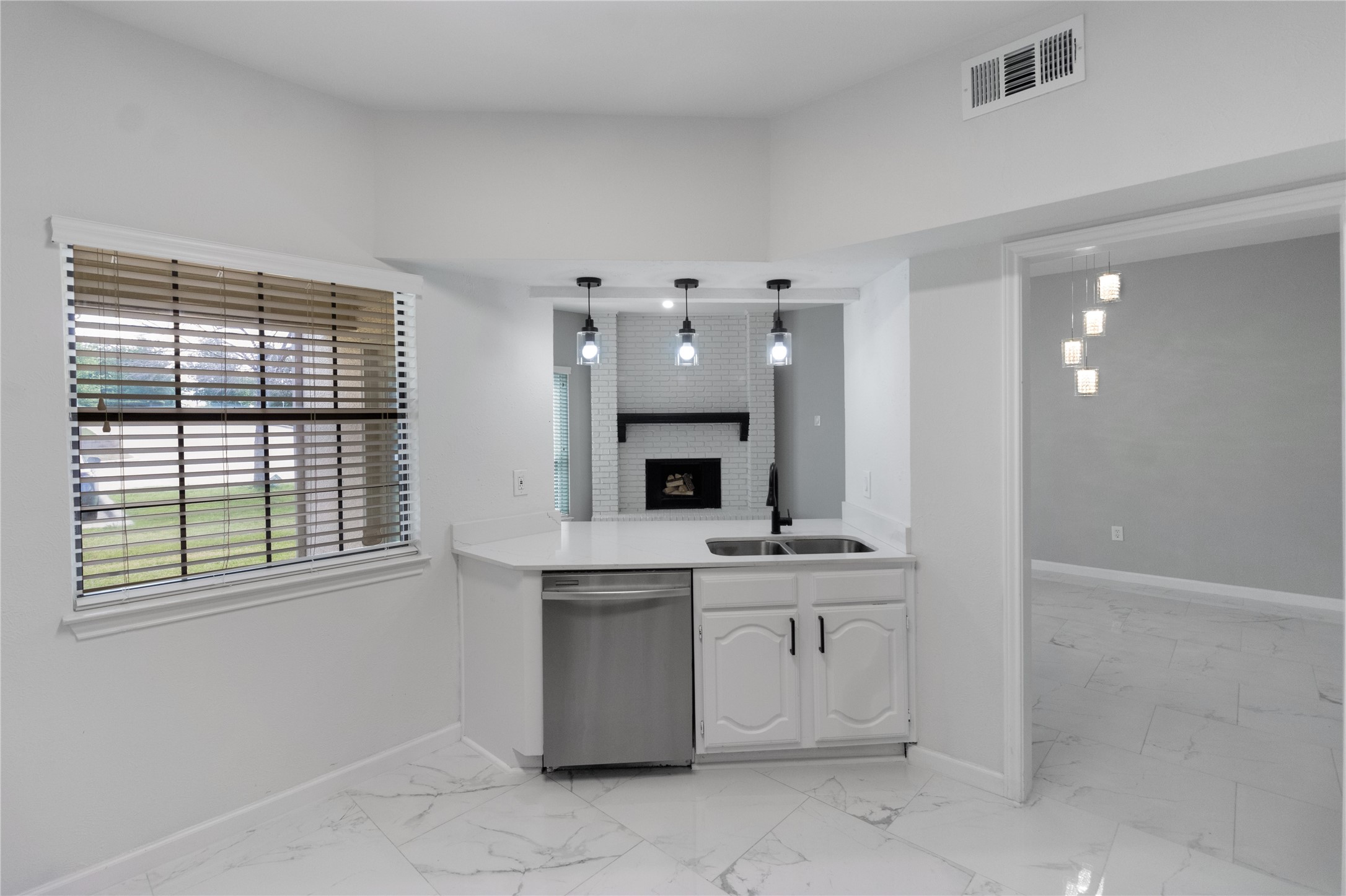 2835 Keller Springs Road Carrollton TX 75006