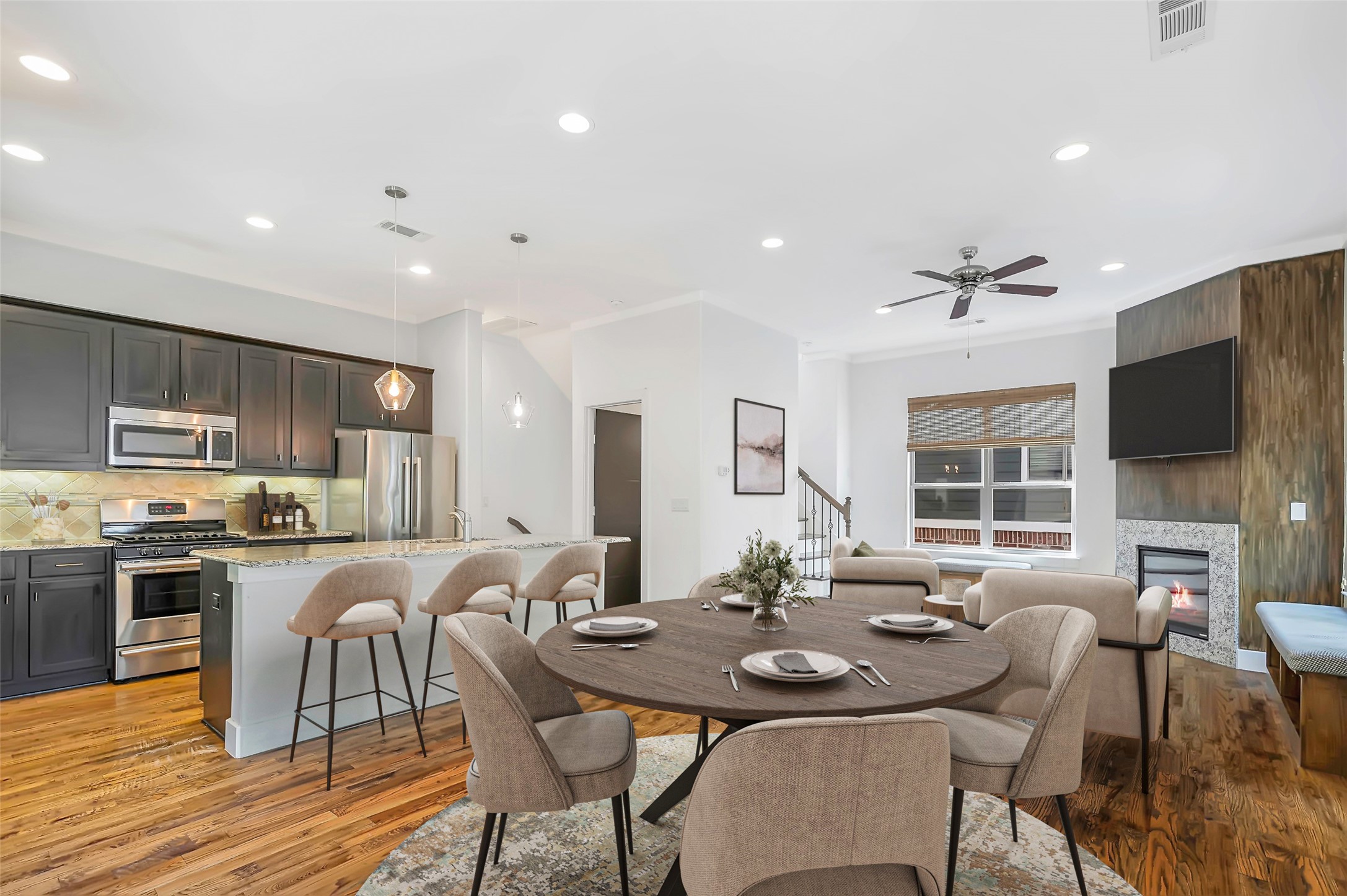 5875 Ross Avenue Dallas TX 75206