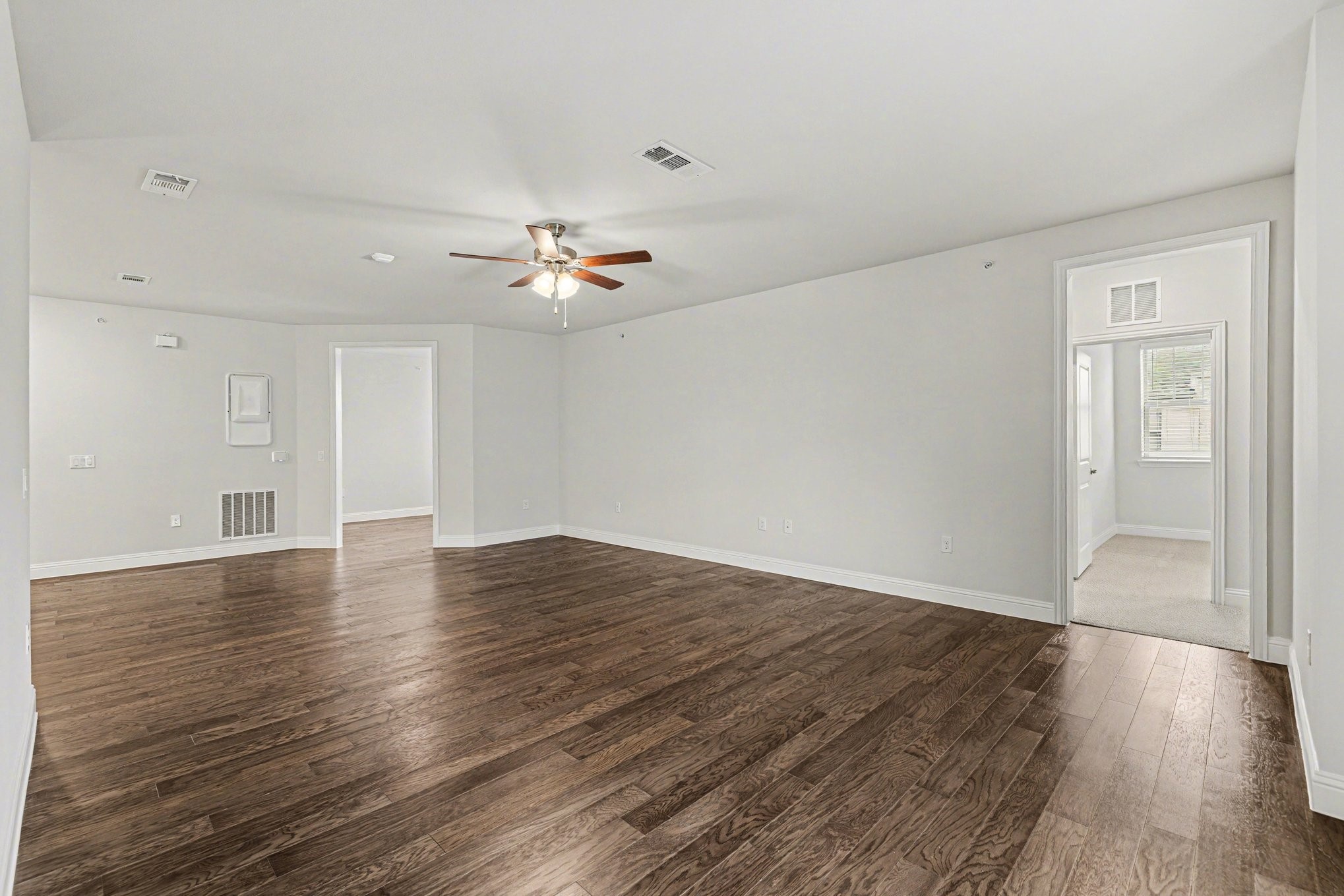 1735 Wittington Place Farmers Branch TX 75234