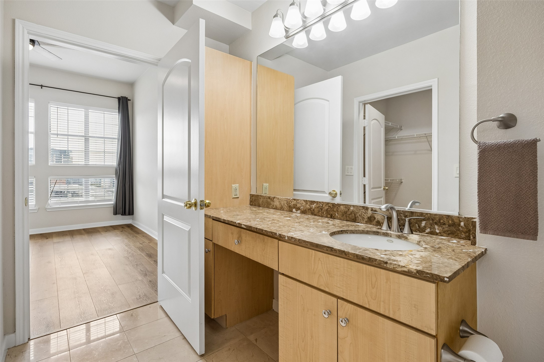 3225 Turtle Creek Boulevard Dallas TX 75219