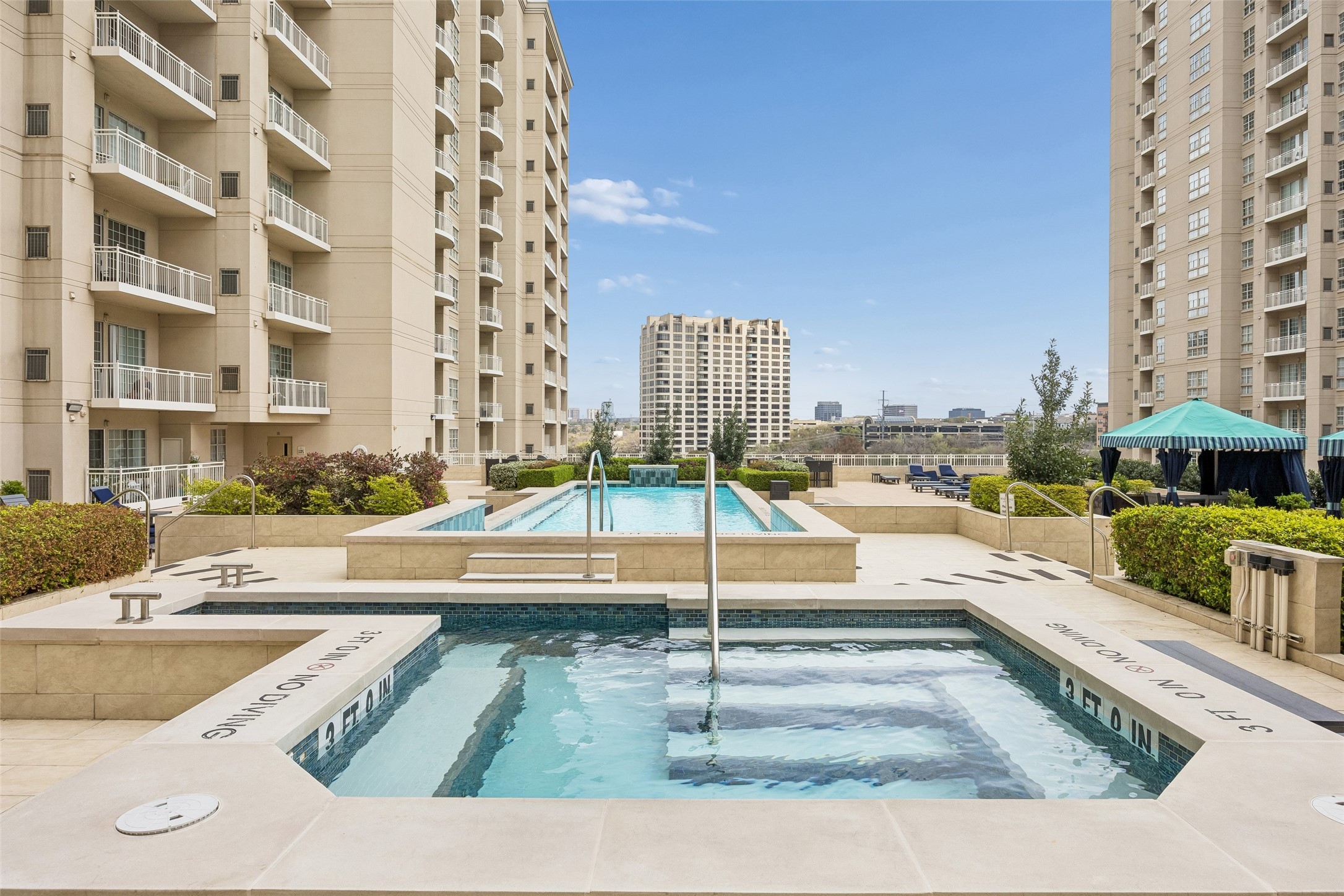 3225 Turtle Creek Boulevard Dallas TX 75219