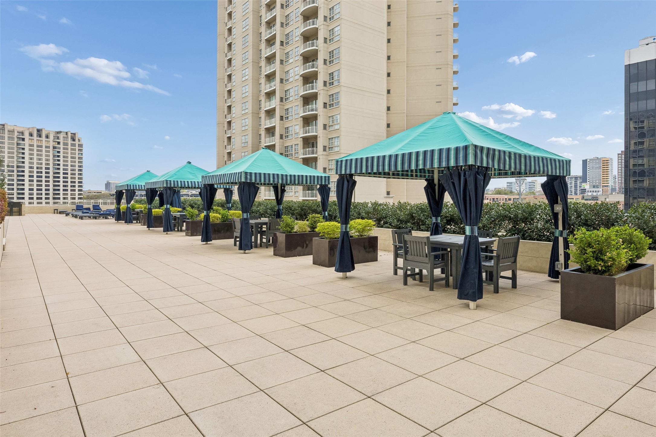3225 Turtle Creek Boulevard Dallas TX 75219