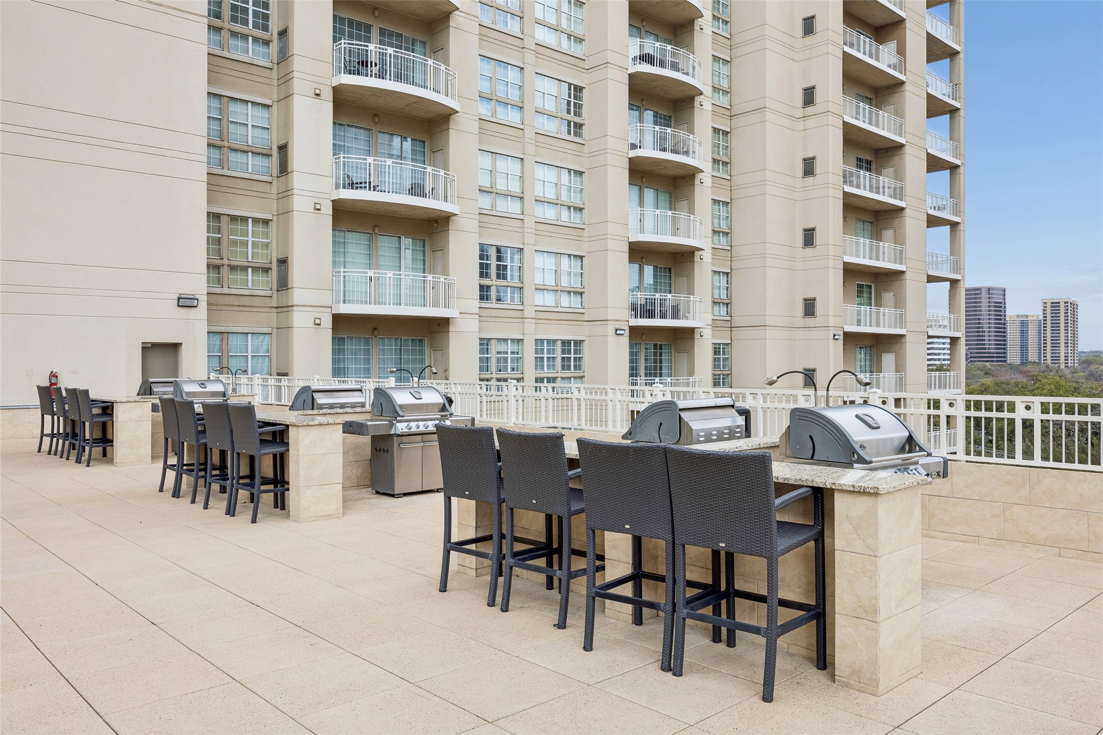 3225 Turtle Creek Boulevard Dallas TX 75219