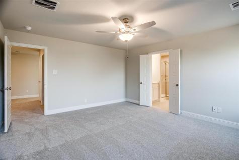 6818 Neals Way Arlington TX 76001