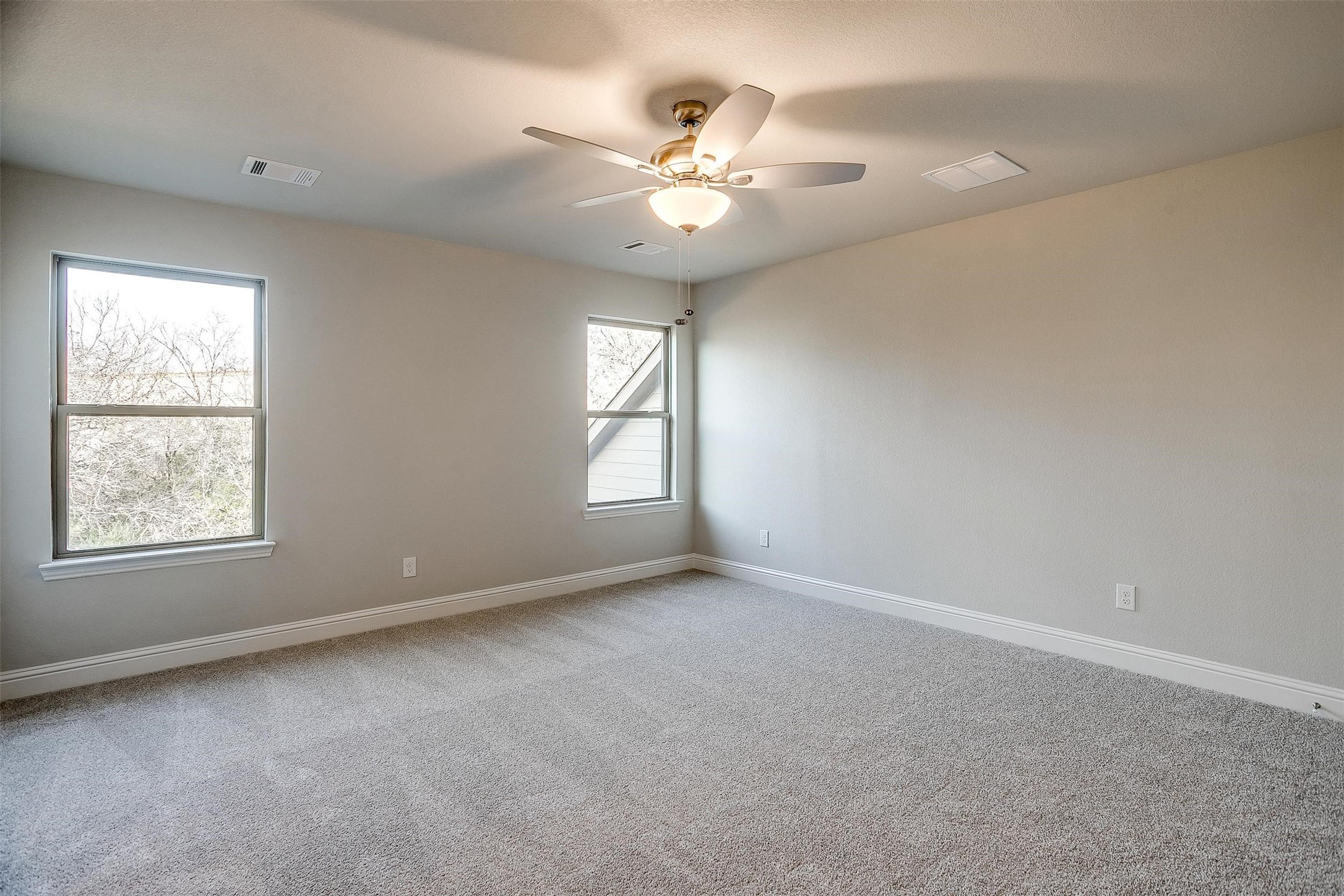 6818 Neals Way Arlington TX 76001