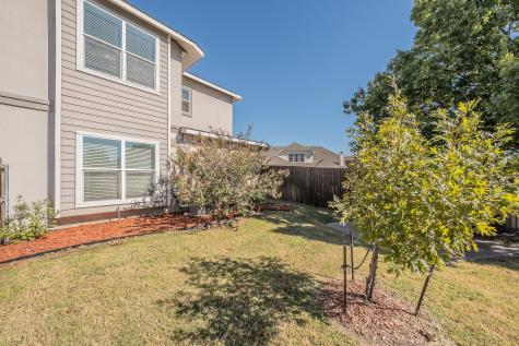 1201 Summerset Lane Burleson TX 76028