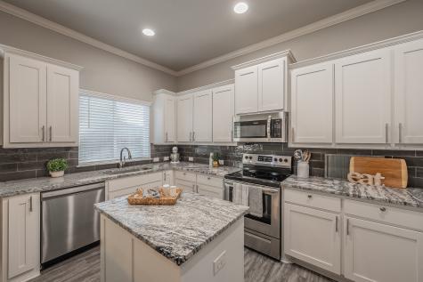 1201 Summerset Lane Burleson TX 76028