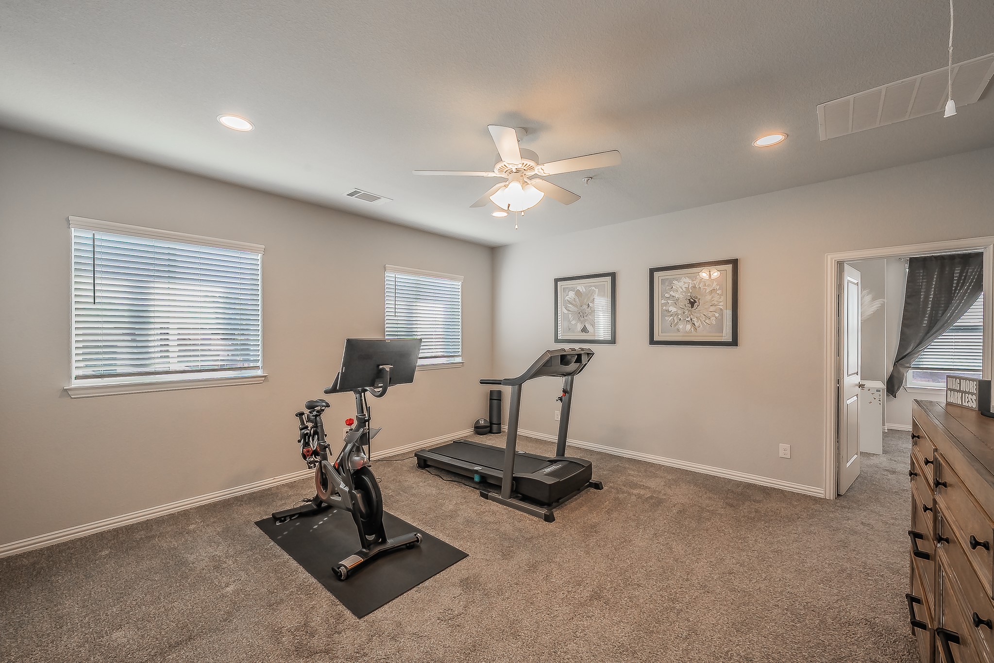 1201 Summerset Lane Burleson TX 76028