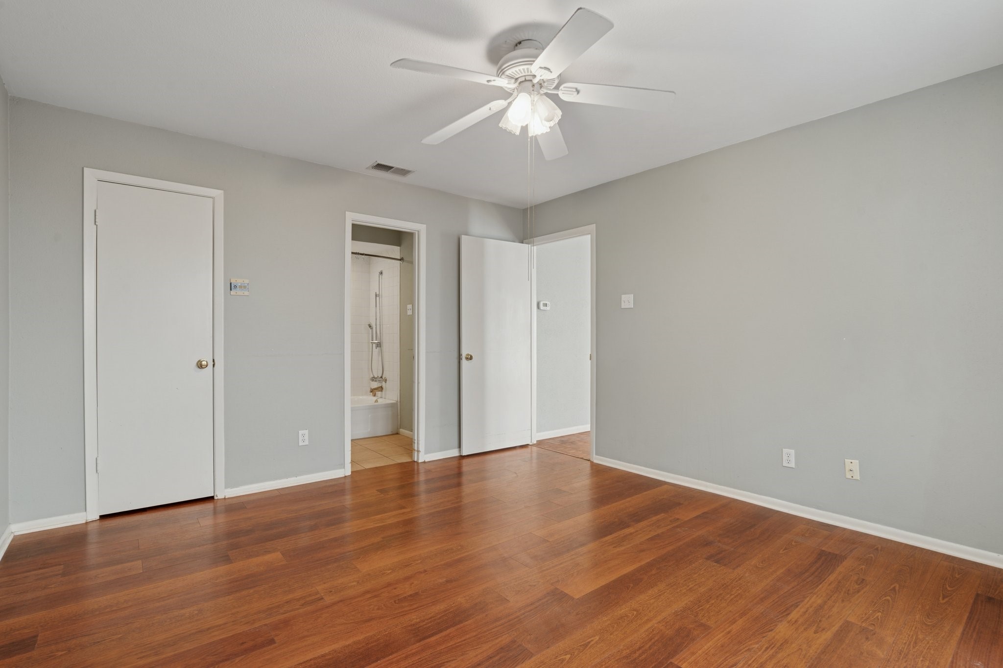 2130 Kessler Court Dallas TX 75208