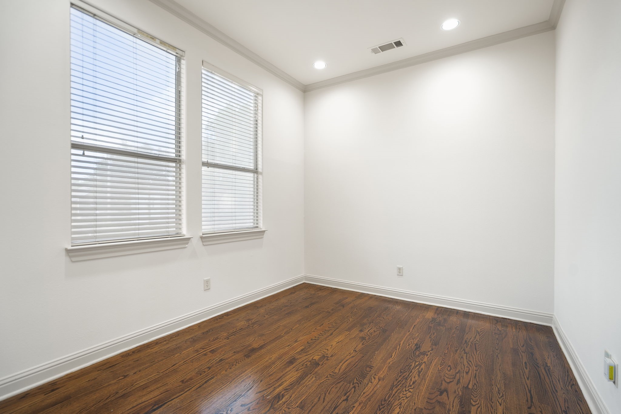 4316 Cedar Springs Road Dallas TX 75219