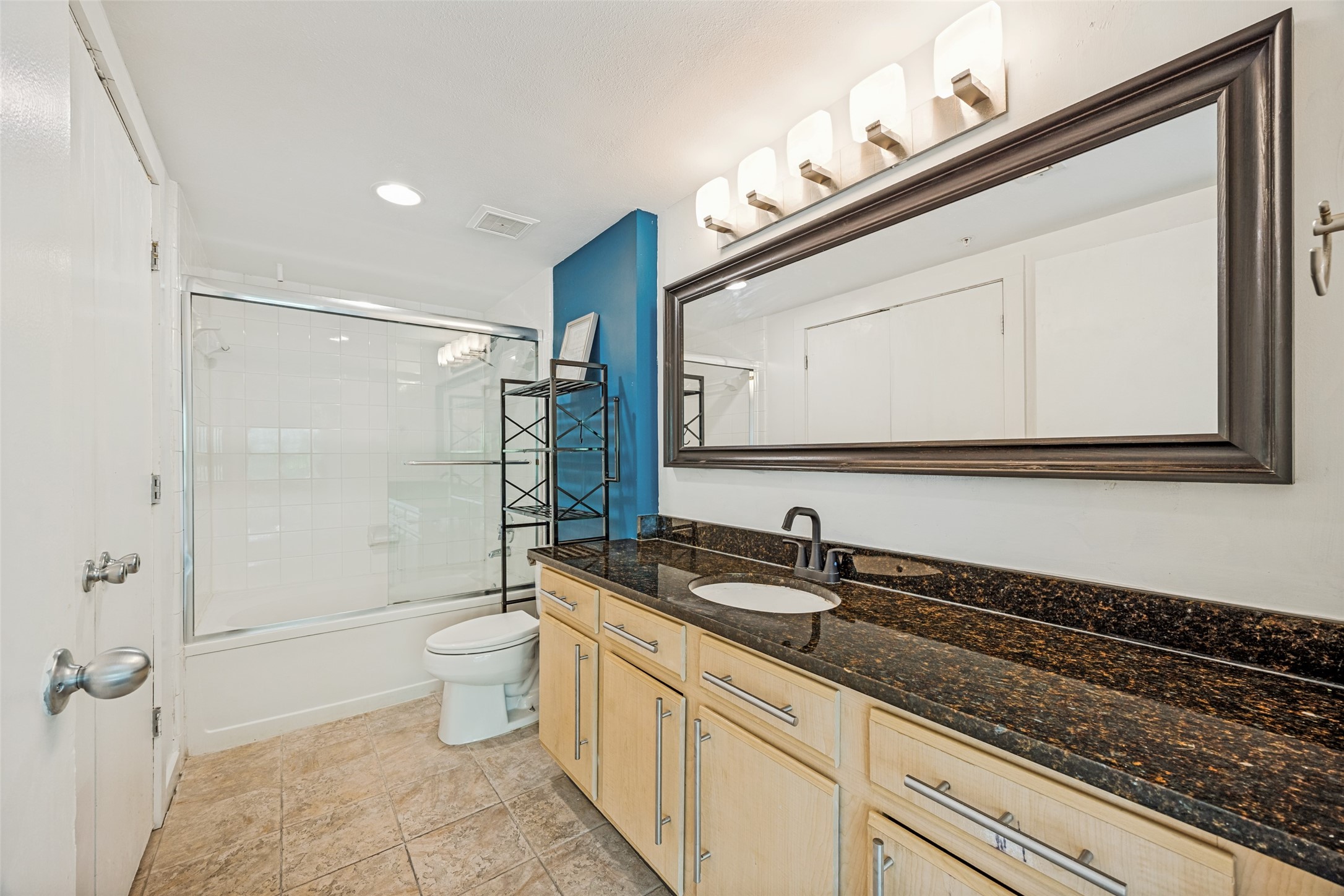 2502 Live Oak Street Dallas TX 75204
