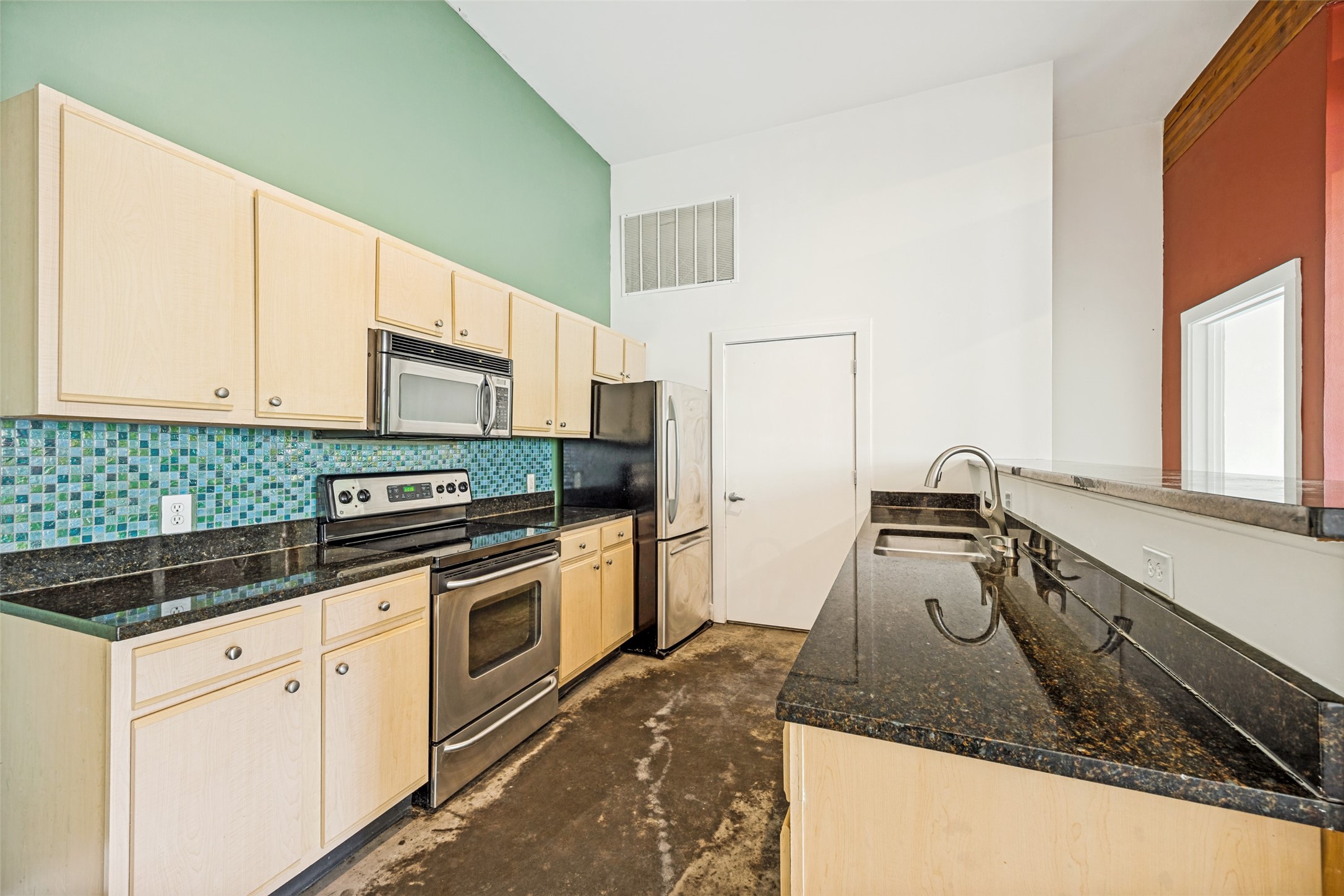 2502 Live Oak Street Dallas TX 75204
