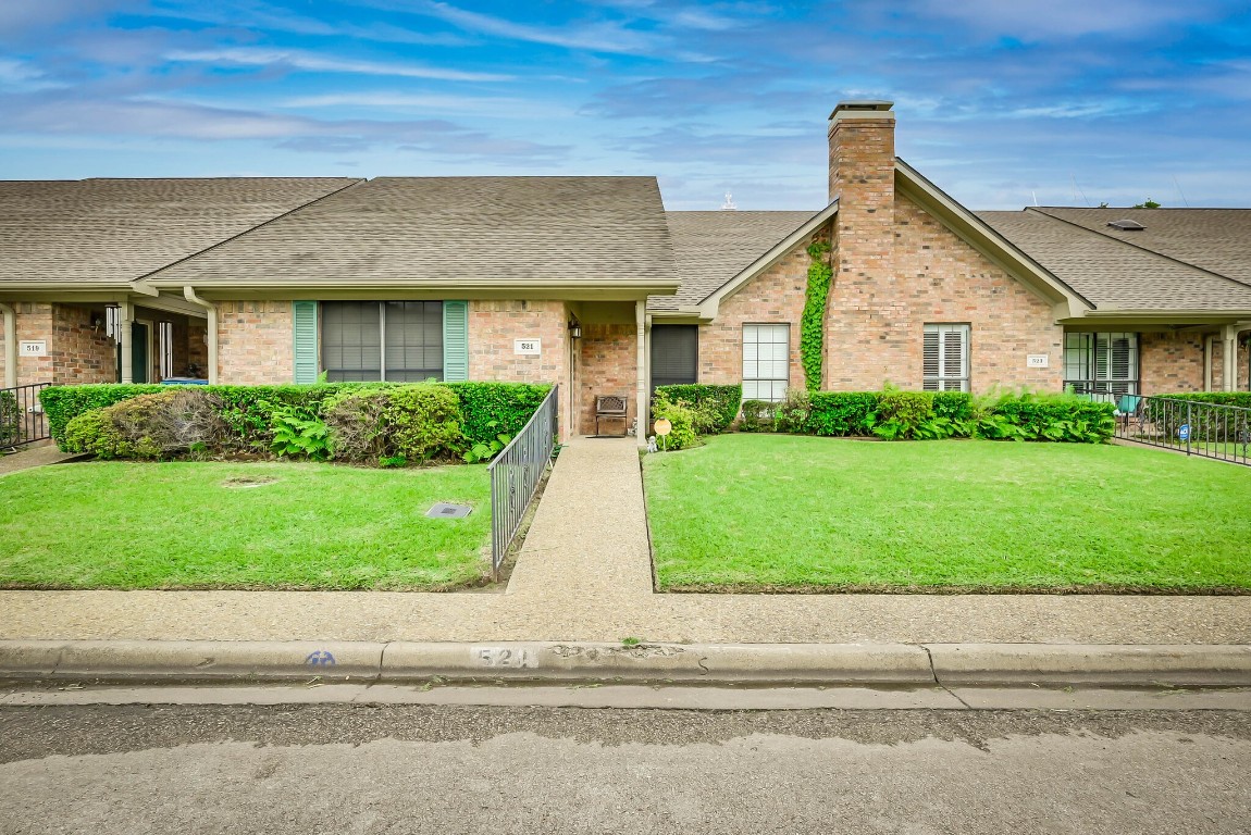 521 Lexington Drive Corsicana TX 75110