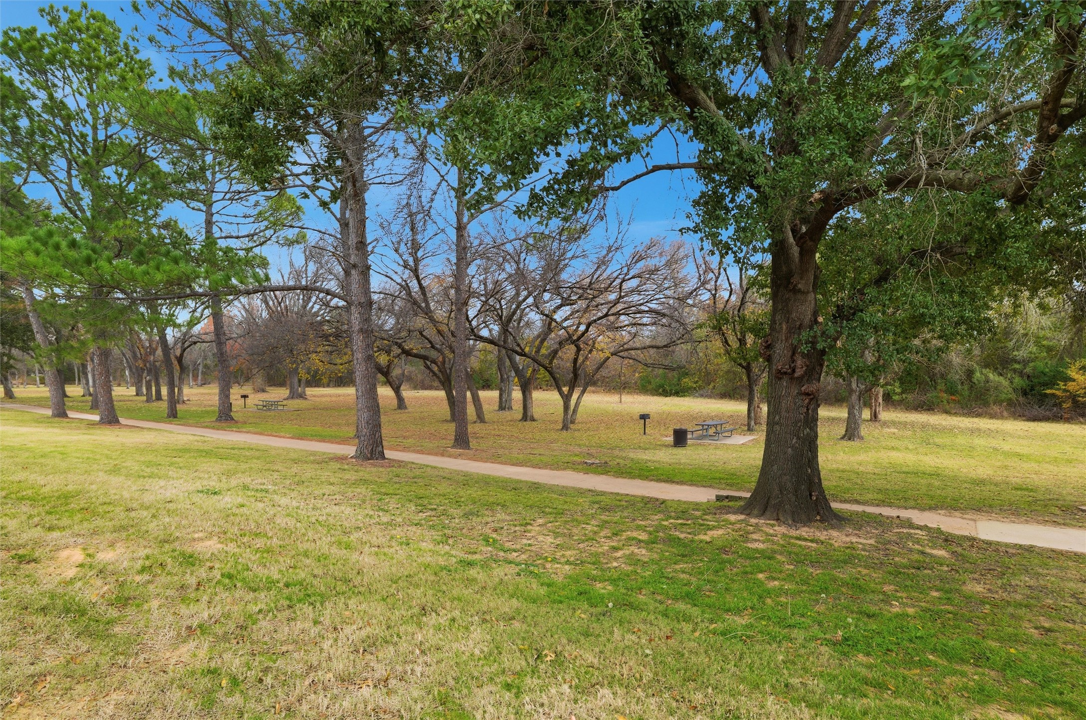 112 Churchill Lane Euless TX 76039