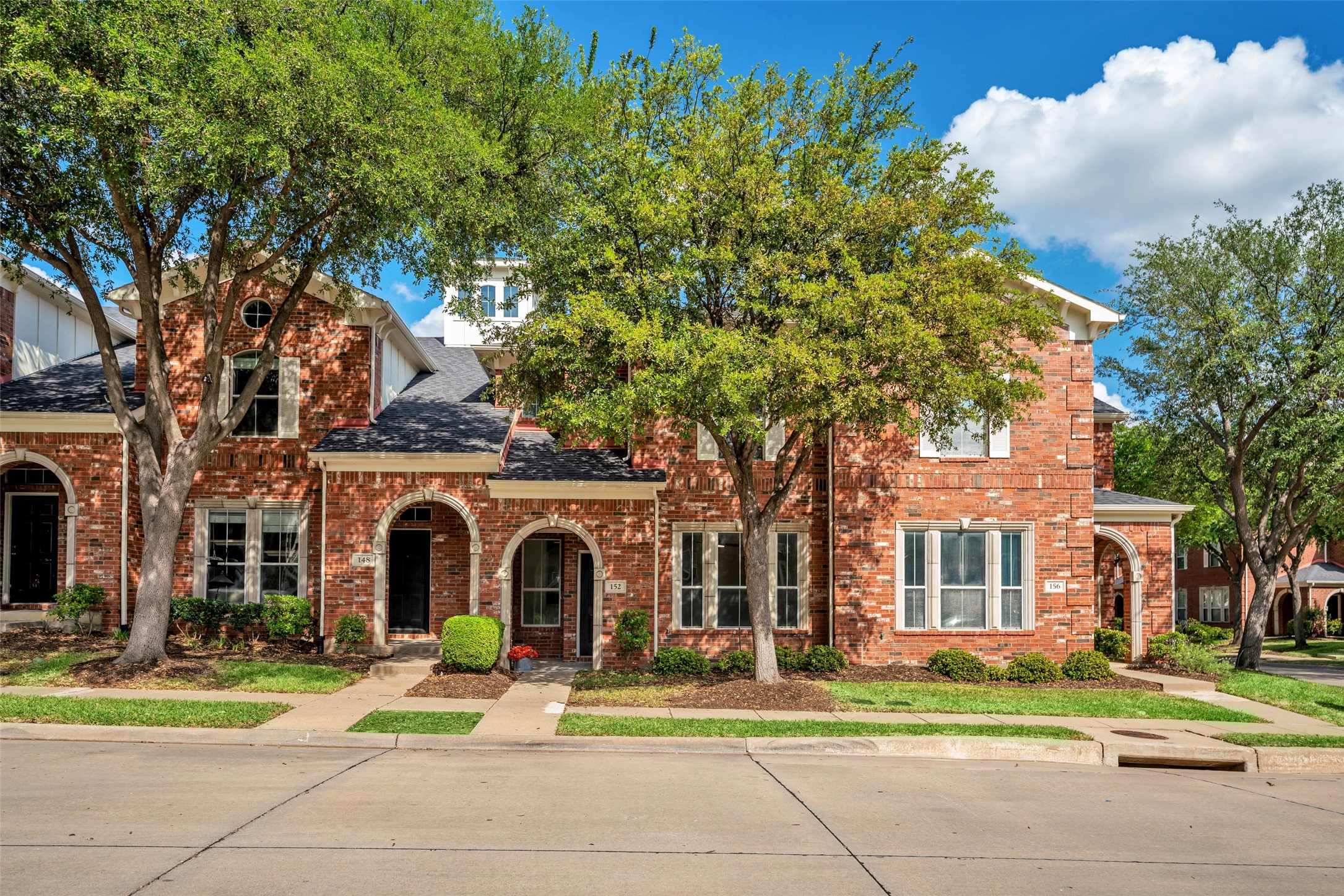 152 Henrietta Street Lewisville TX 75057