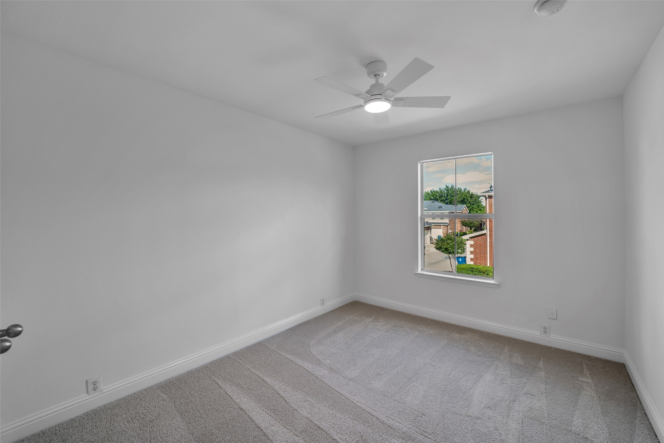 152 Henrietta Street Lewisville TX 75057