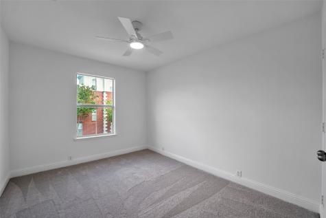 152 Henrietta Street Lewisville TX 75057