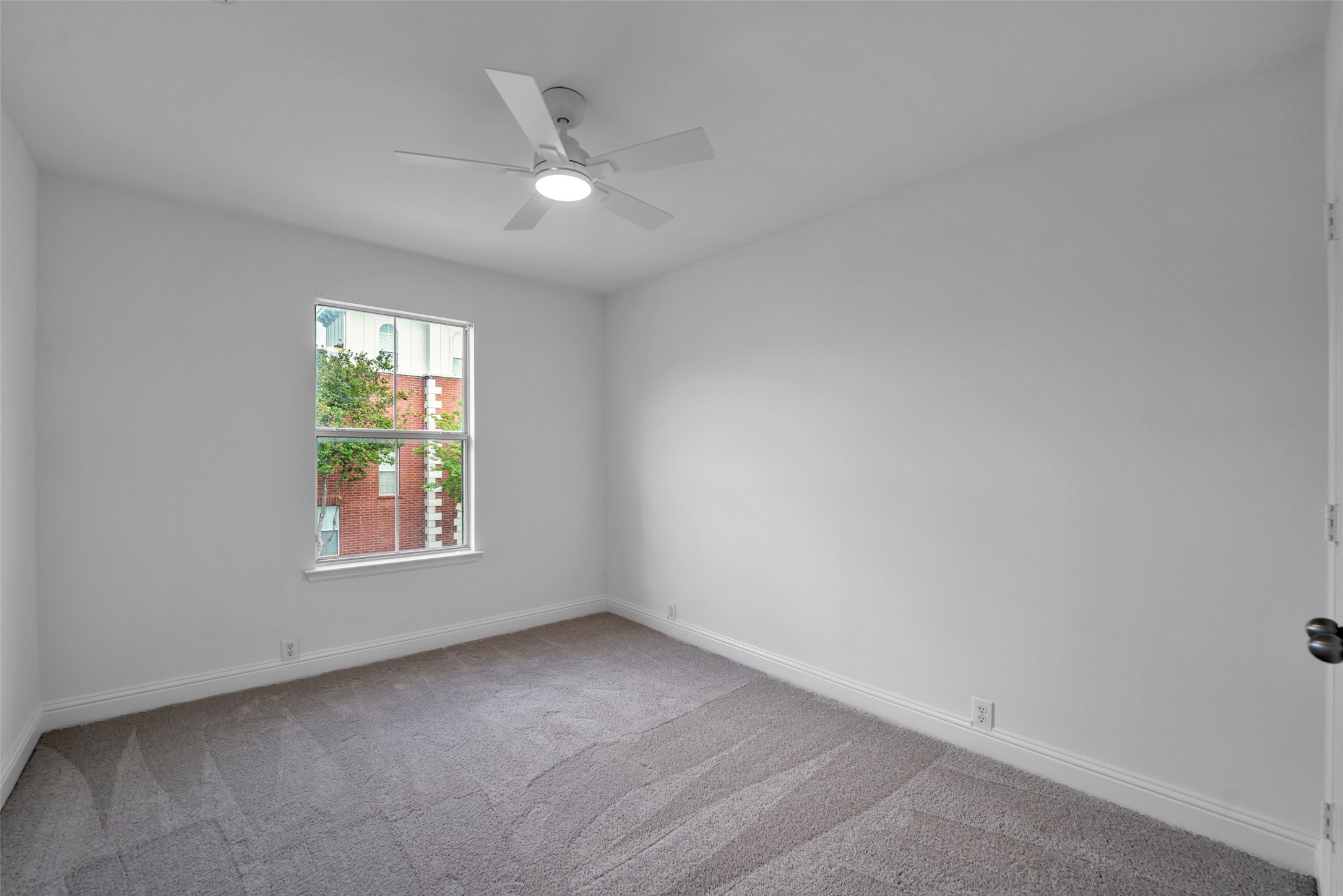 152 Henrietta Street Lewisville TX 75057