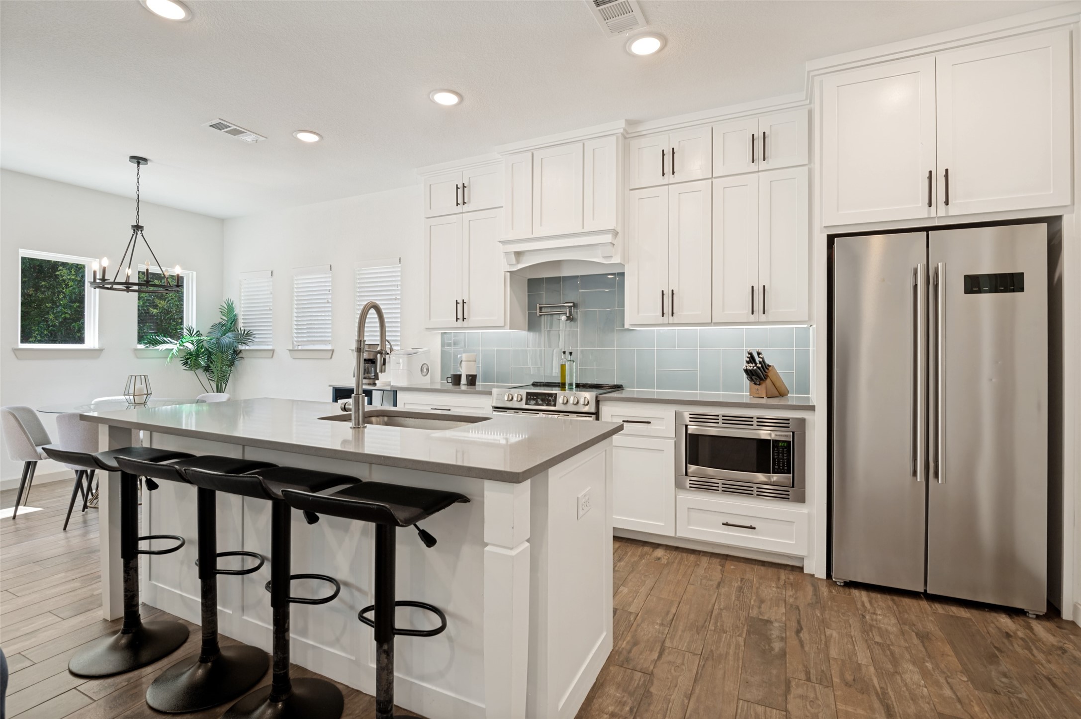 410 N Pecan Street Arlington TX 76011