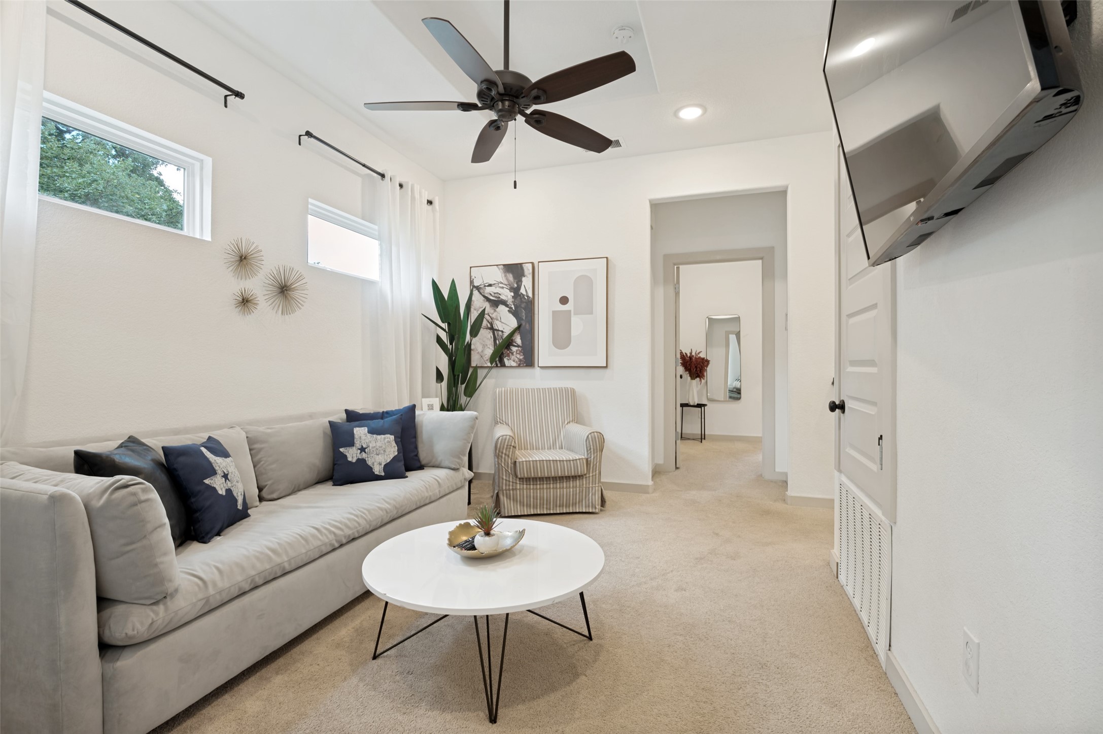 410 N Pecan Street Arlington TX 76011