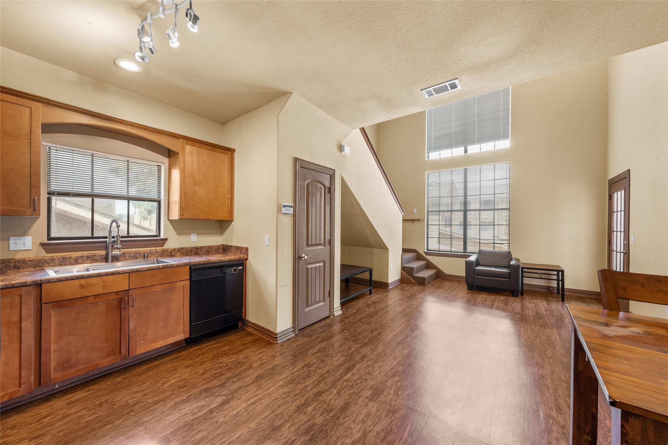 2410 S 2nd Street Waco TX 76706