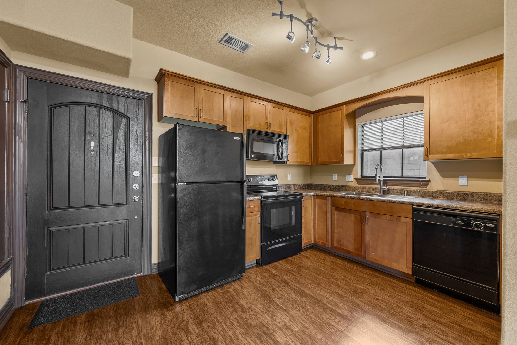 2410 S 2nd Street Waco TX 76706
