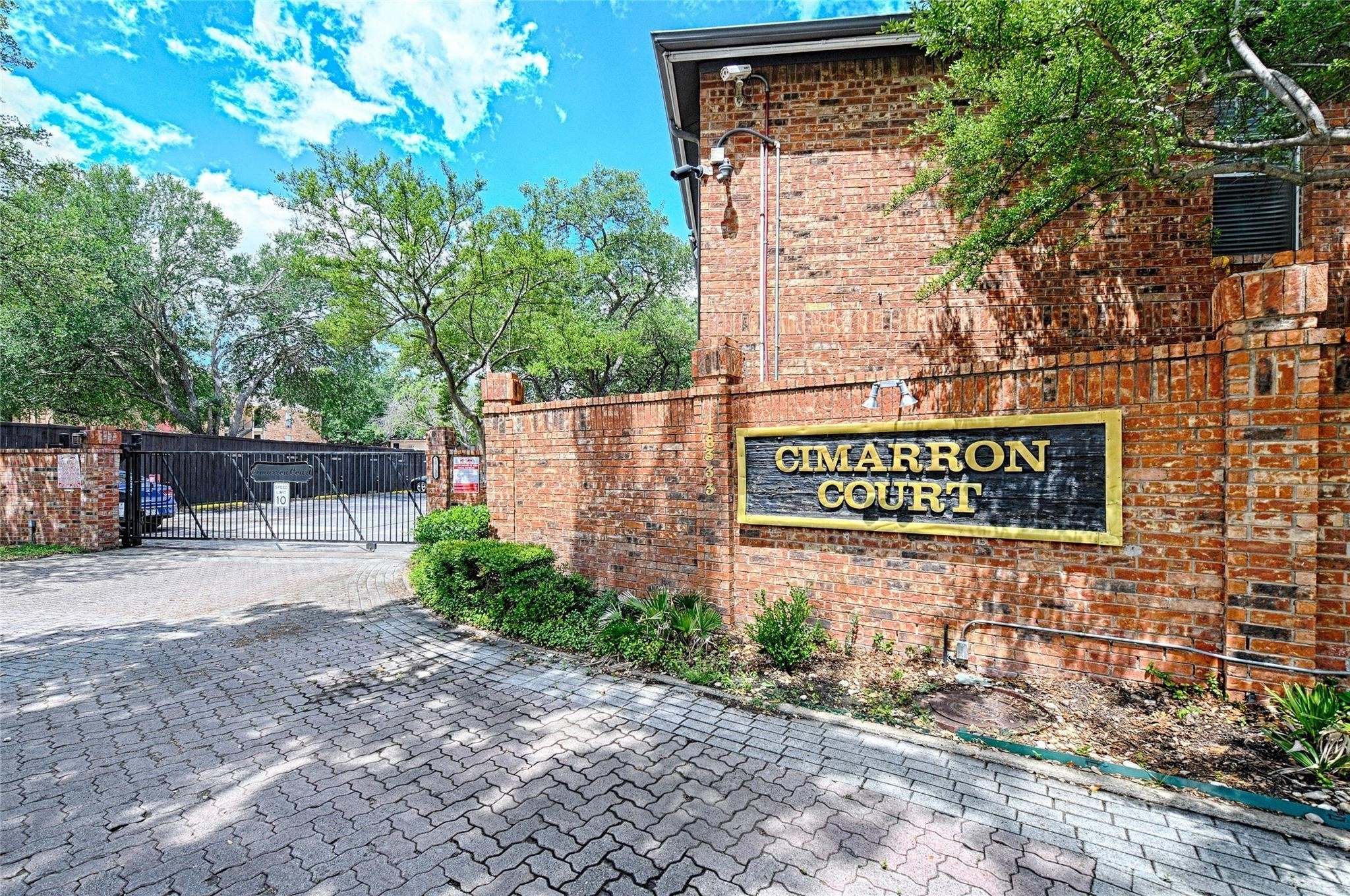 18333 Roehampton Drive Dallas TX 75252