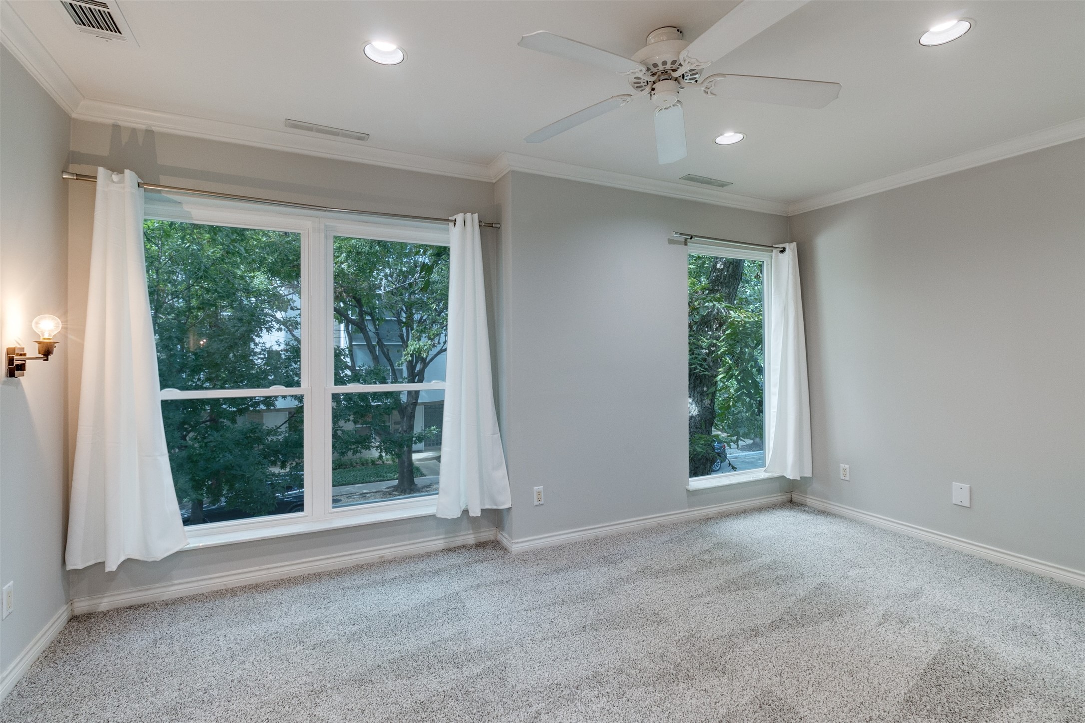 4122 Travis Street Dallas TX 75204