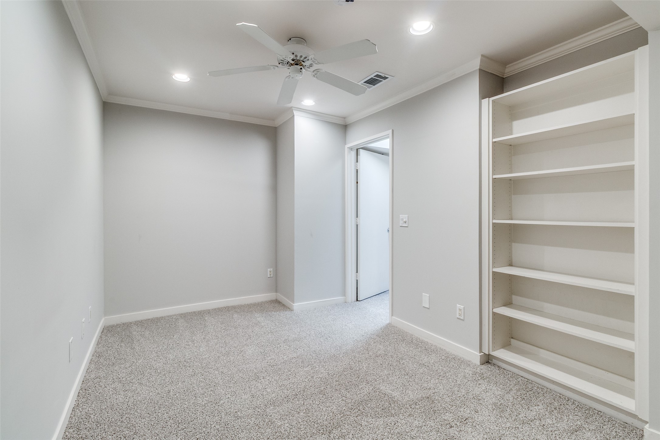 4122 Travis Street Dallas TX 75204