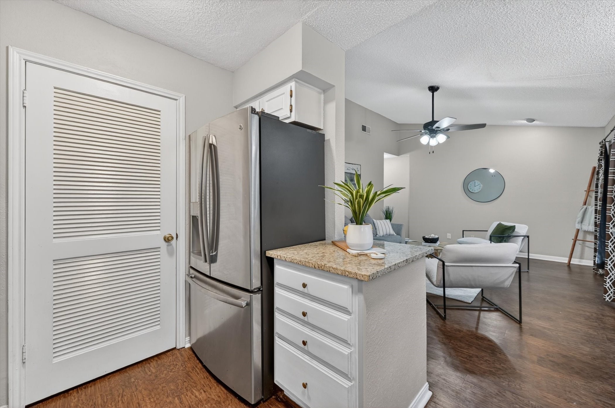 1200 Harwell Drive Arlington TX 76011