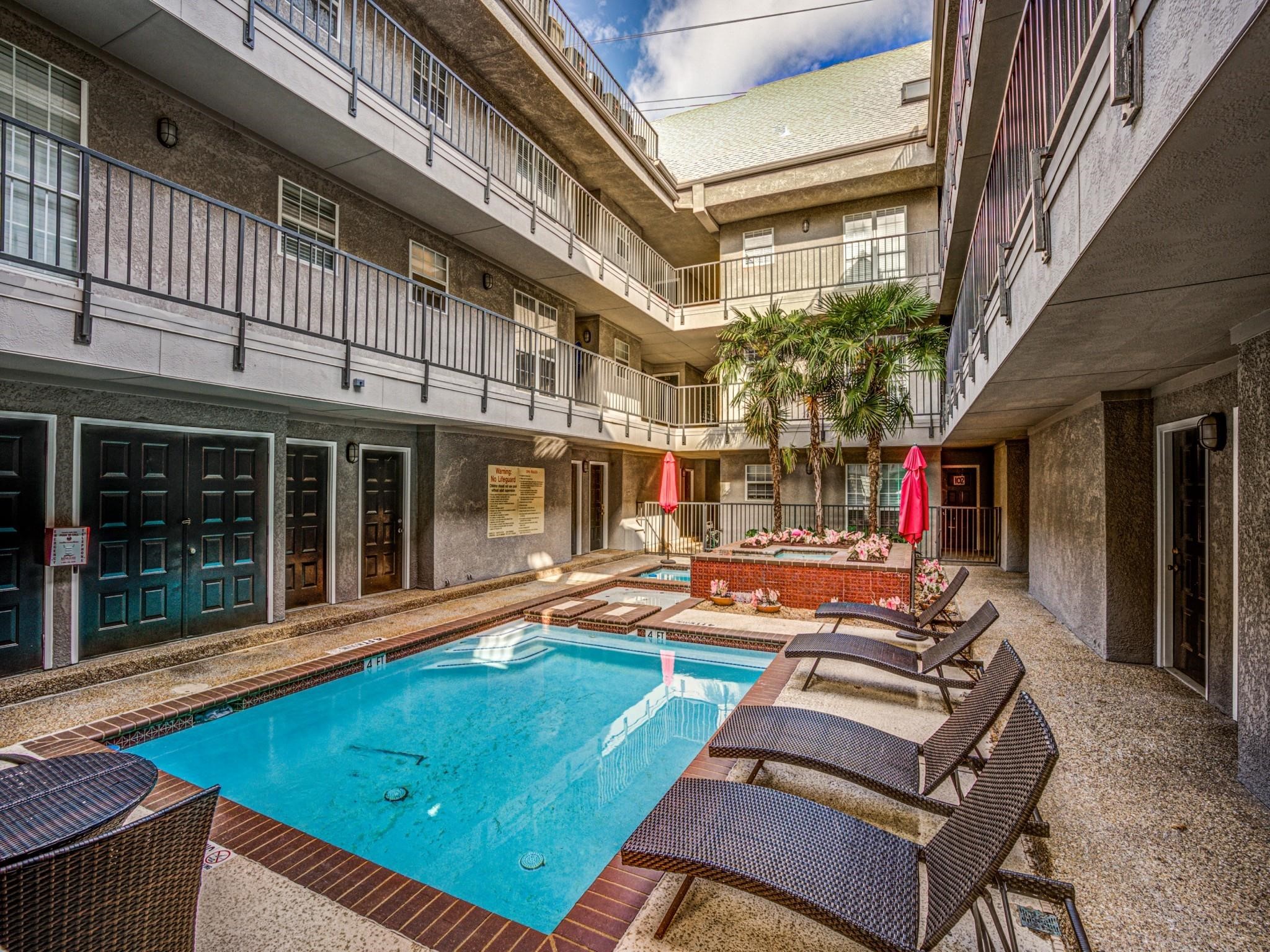 4303 Buena Vista Street Dallas TX 75205