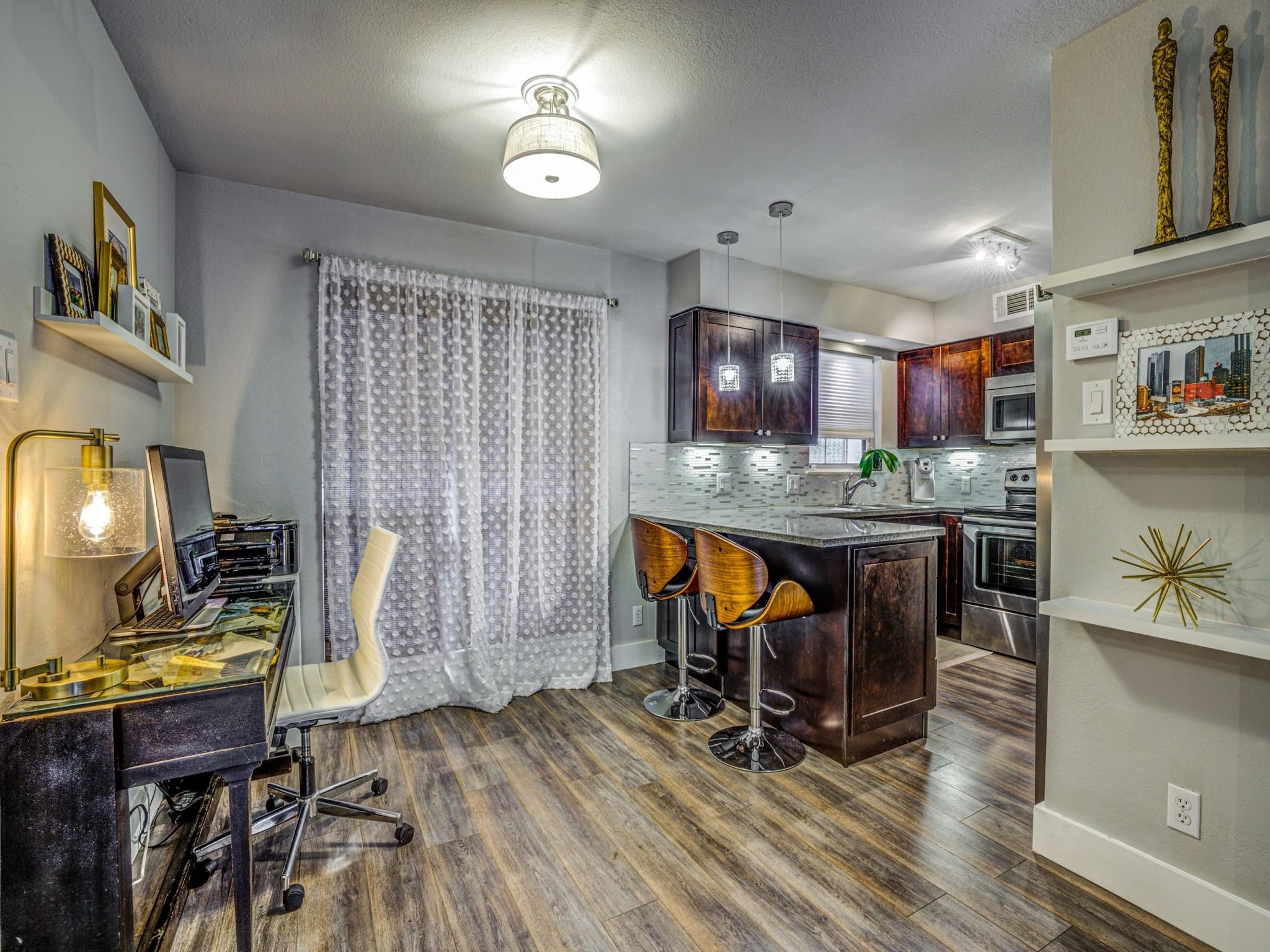 4303 Buena Vista Street Dallas TX 75205