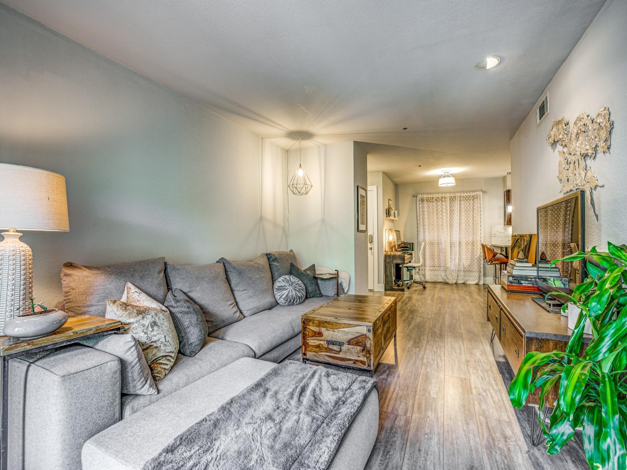 4303 Buena Vista Street Dallas TX 75205