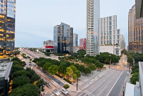 2025 Woodall Rodgers Freeway Dallas TX 75201