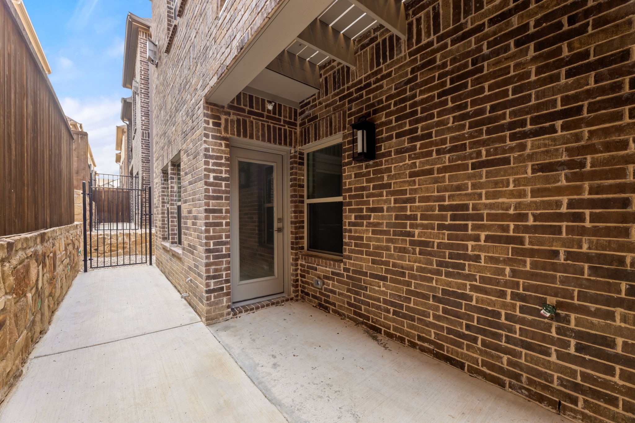 111 Kensington Drive Lewisville TX 75067