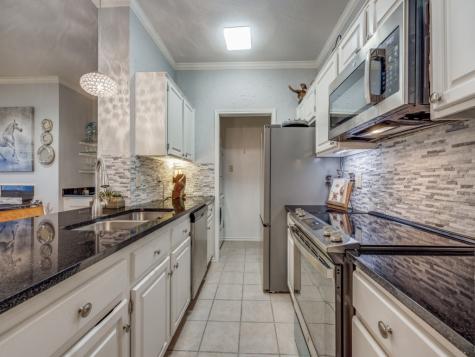 2164 Tanglewood Boulevard Pottsboro TX 75076