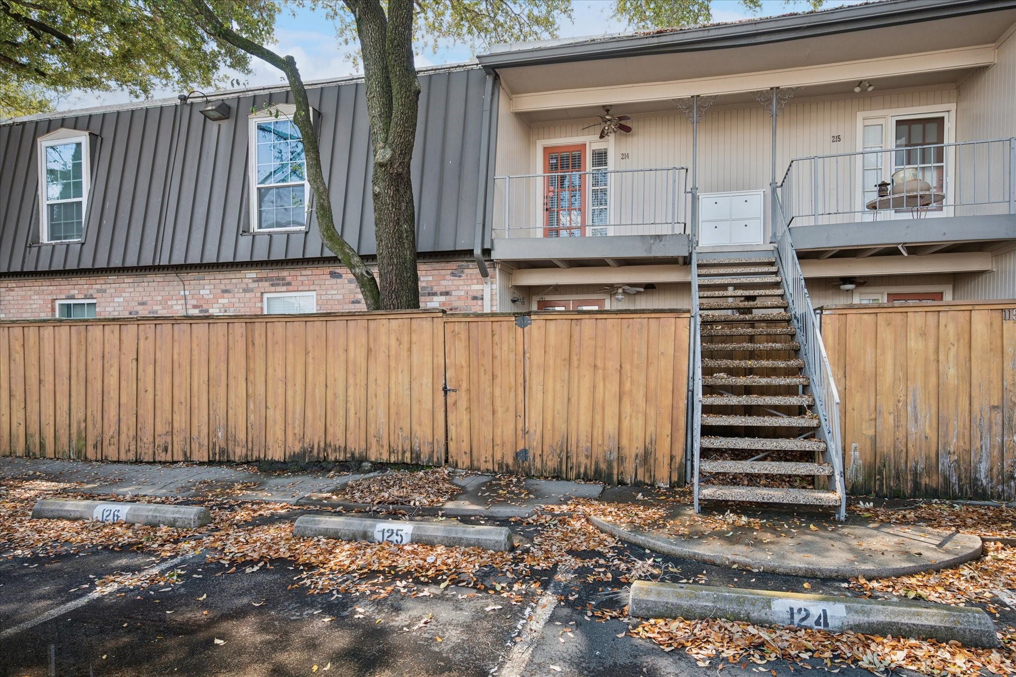 5226 Fleetwood Oaks Avenue Dallas TX 75235