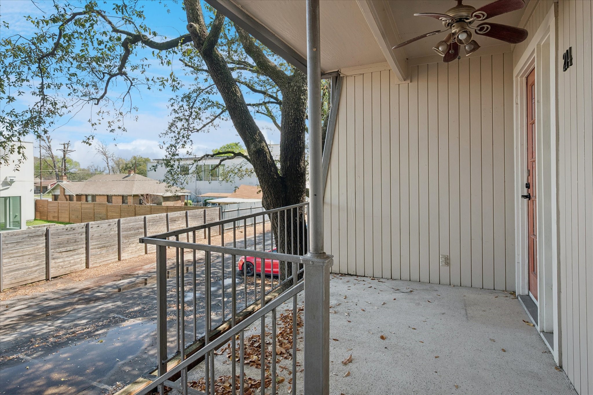 5226 Fleetwood Oaks Avenue Dallas TX 75235