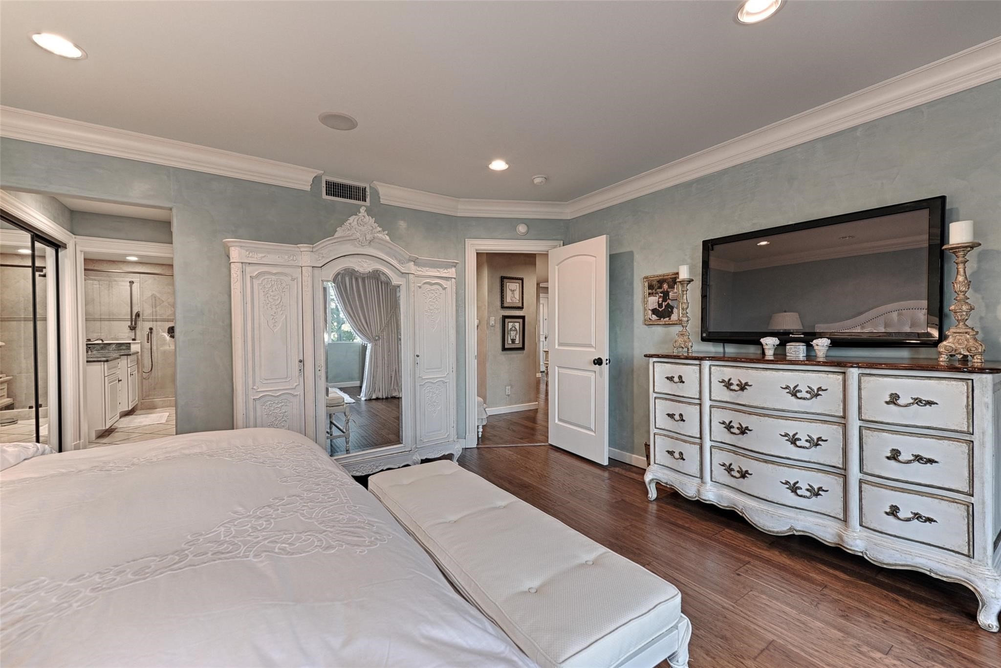 5200 Keller Springs Road Dallas TX 75248