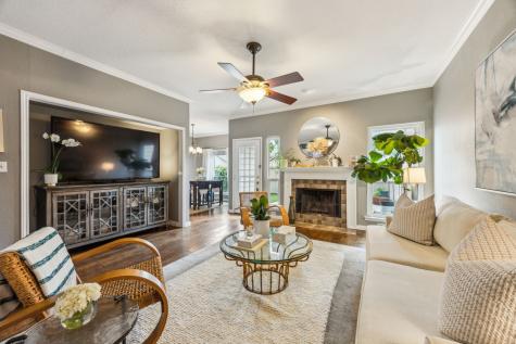 8426 Barnaby Street Dallas TX 75243