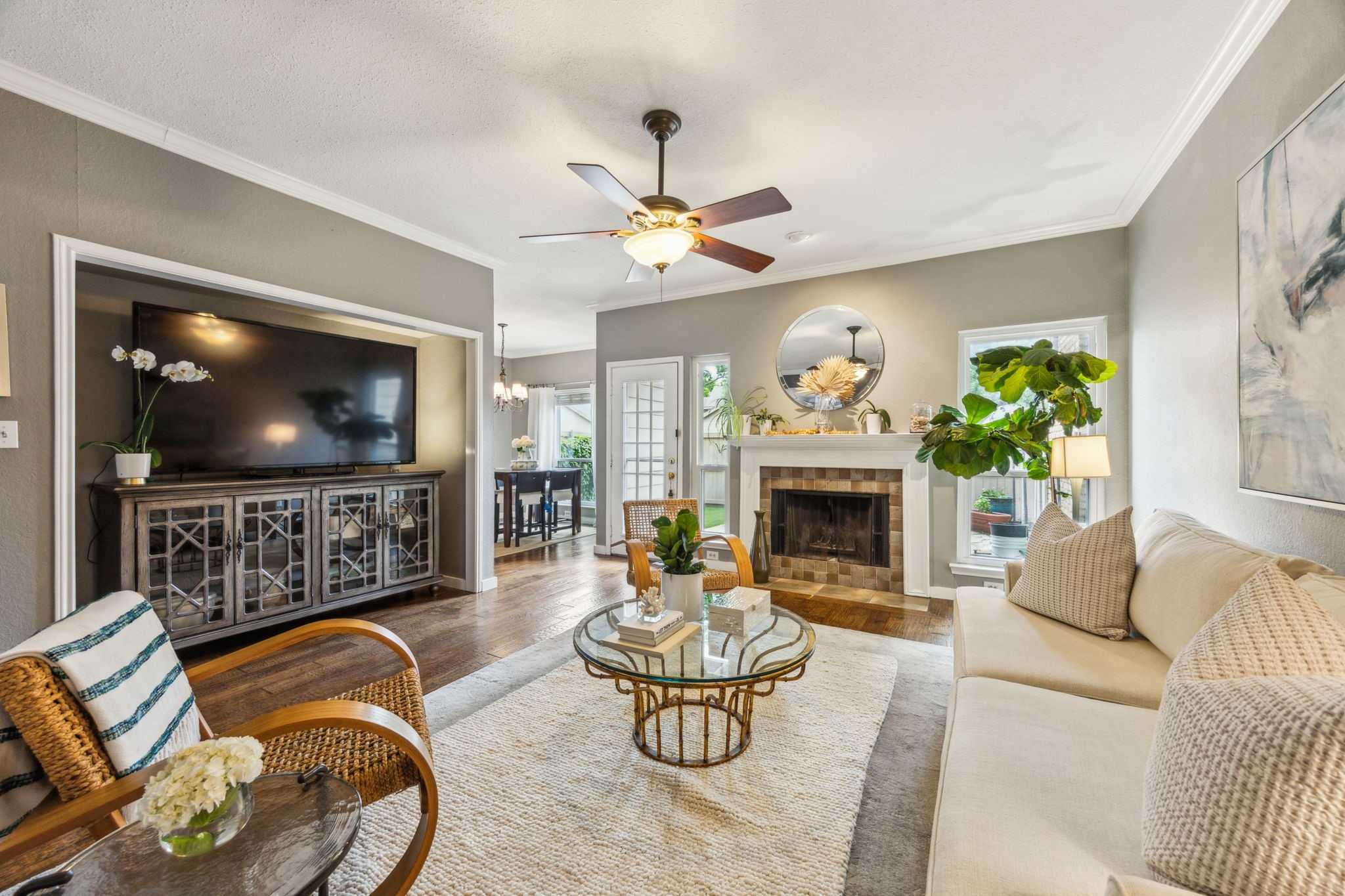 8426 Barnaby Street Dallas TX 75243