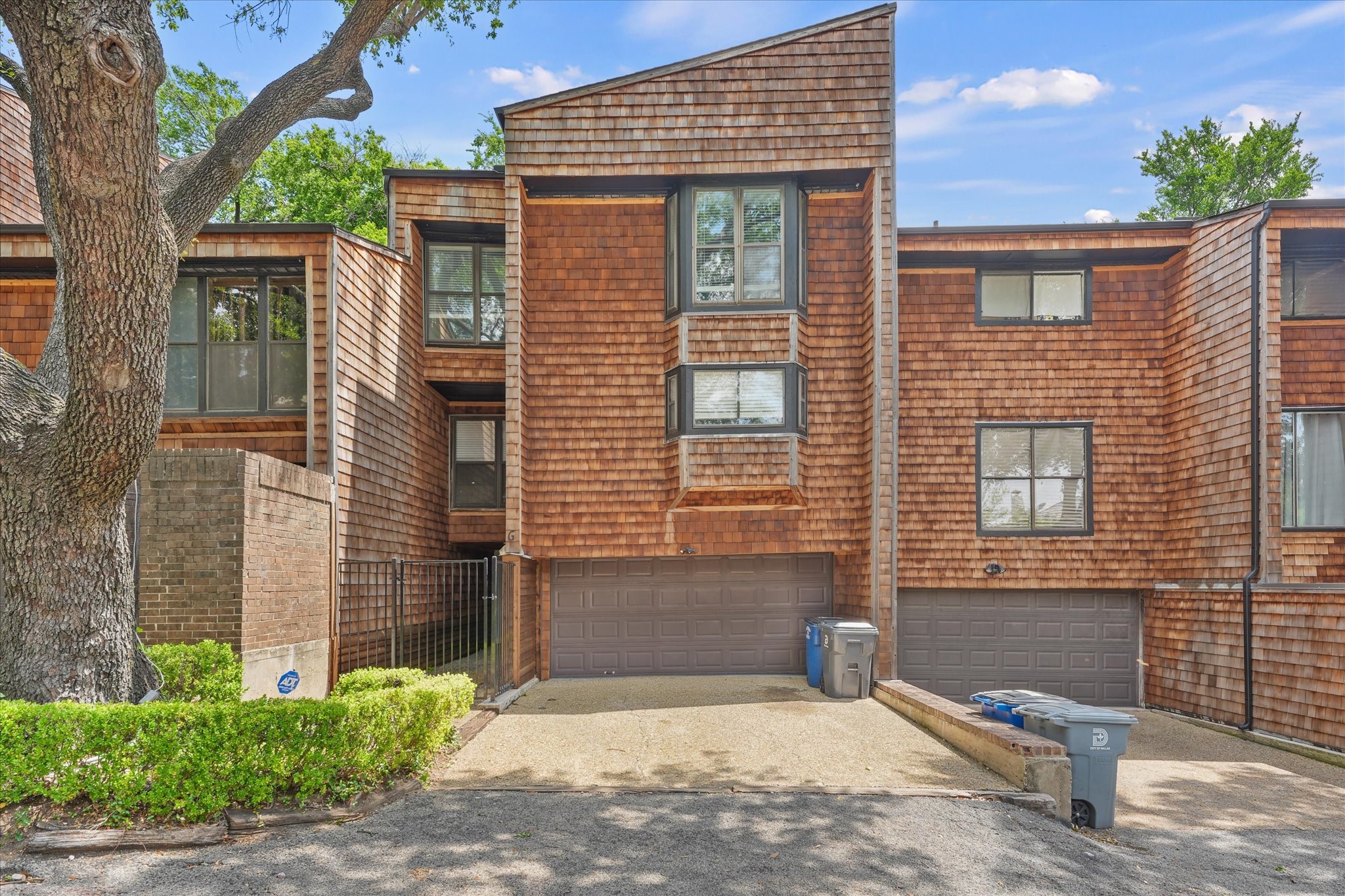 7418 Fair Oaks Avenue Dallas TX 75231
