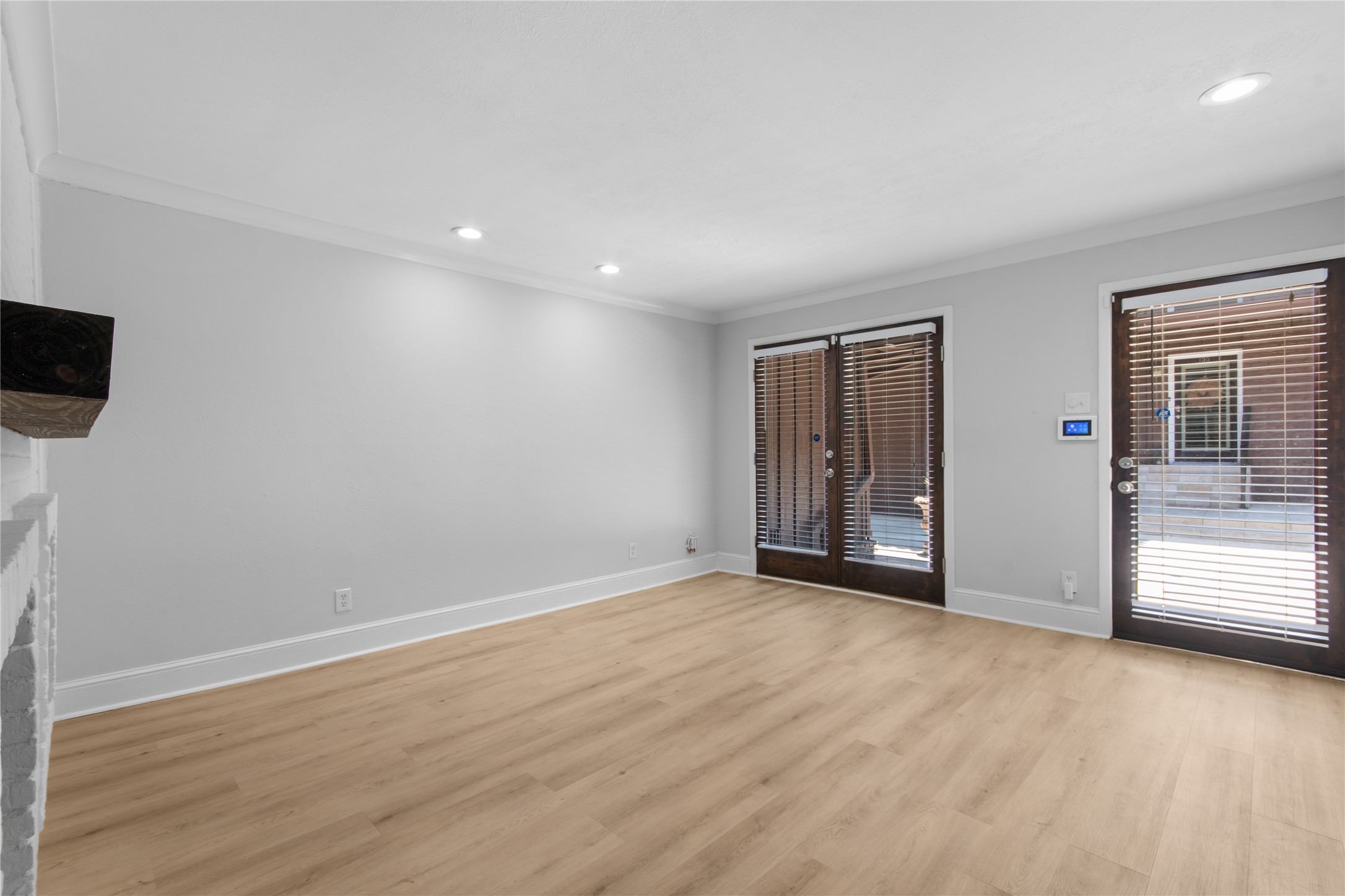 5928 Sandhurst Lane Dallas TX 75206