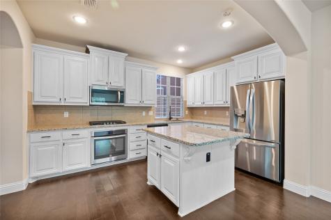 7315 Venice Drive Grand Prairie TX 75054