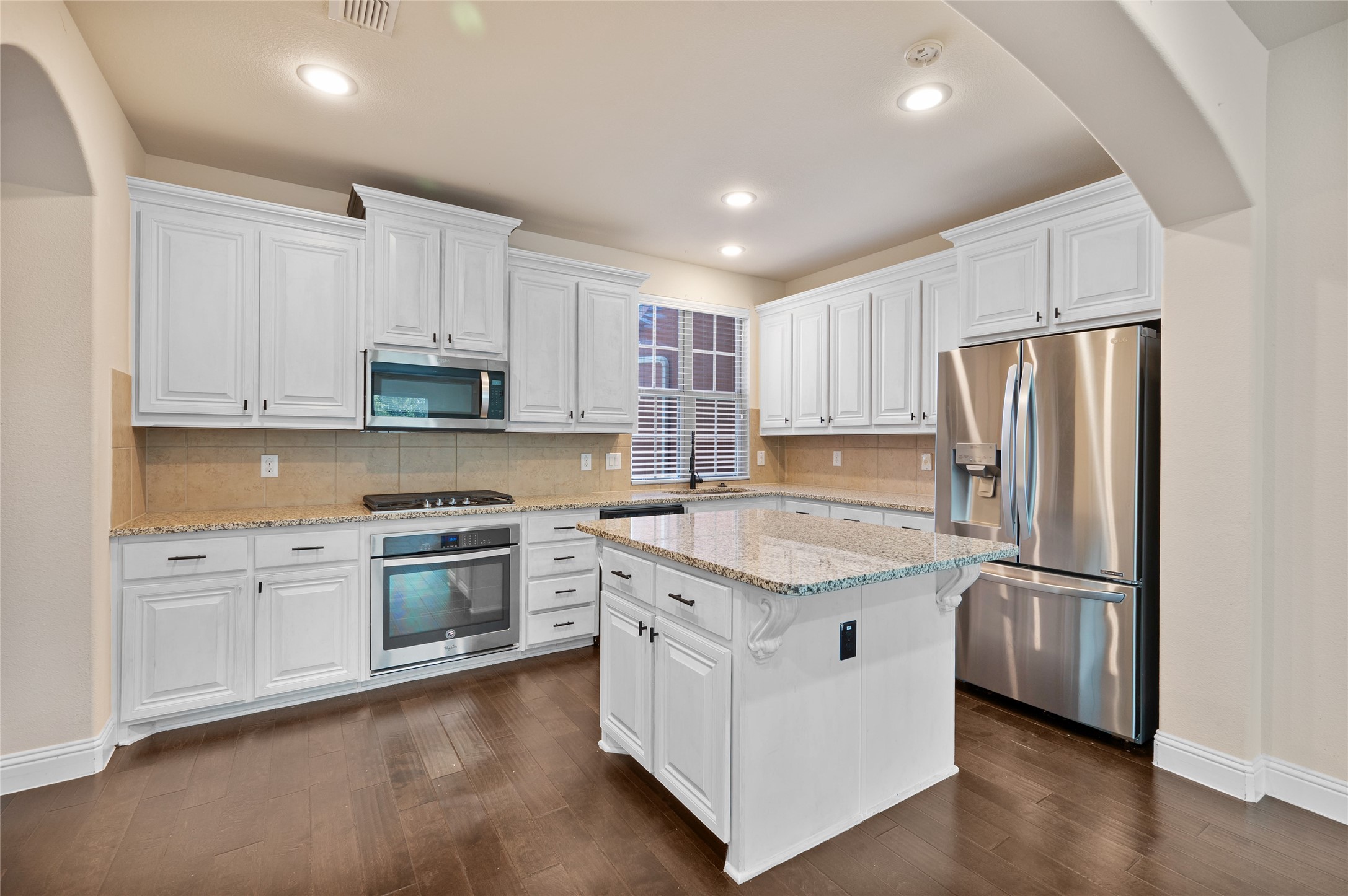 7315 Venice Drive Grand Prairie TX 75054