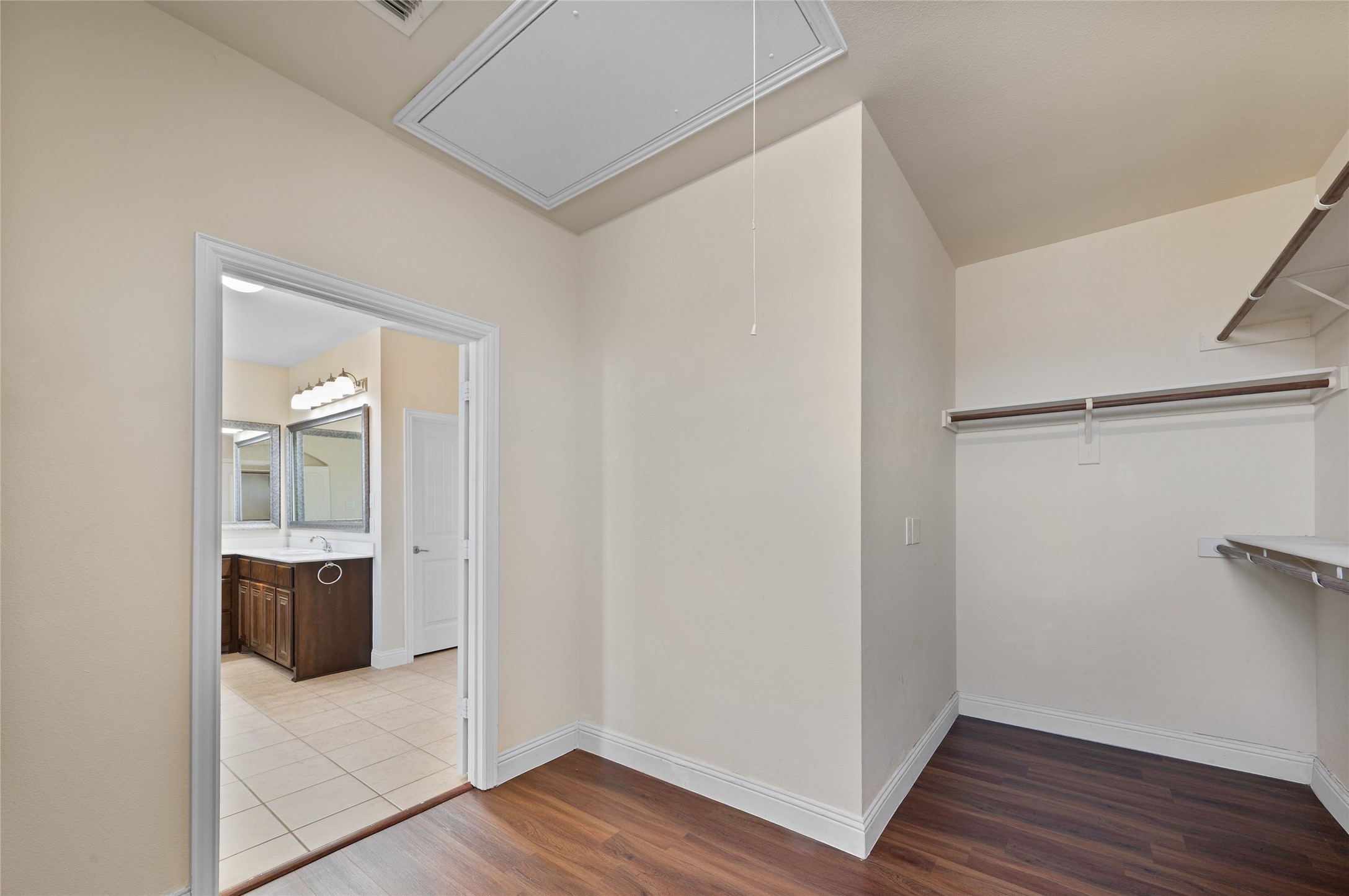 7315 Venice Drive Grand Prairie TX 75054
