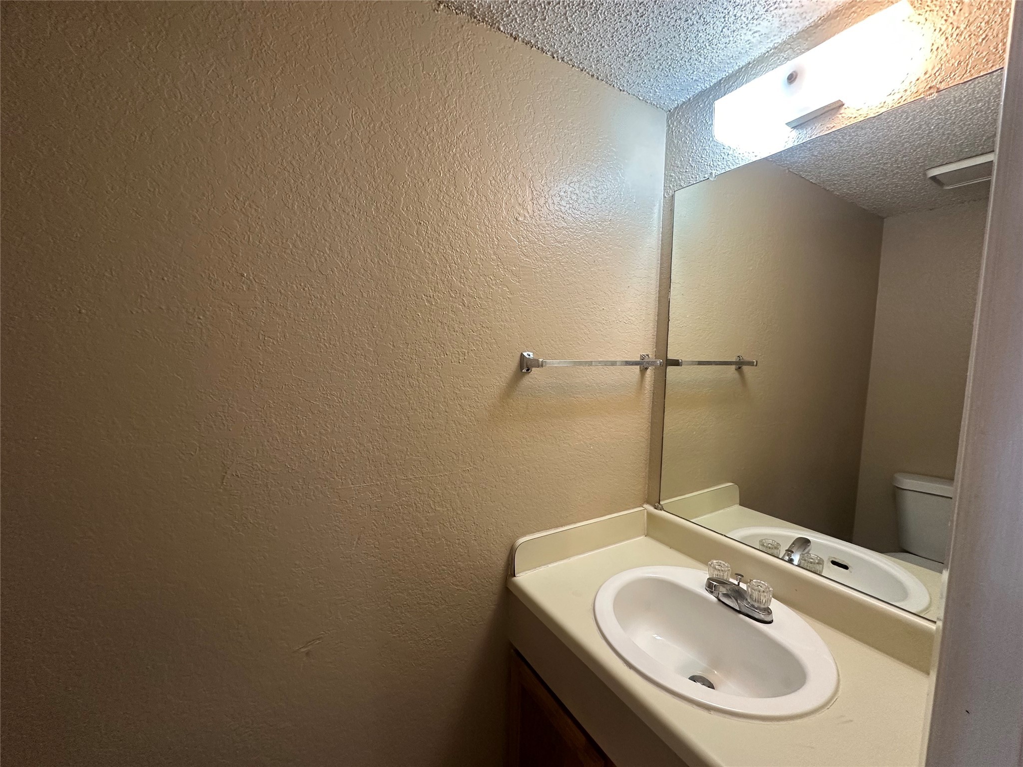 2174 Aspen Drive Dallas TX 75227