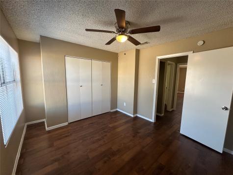 2174 Aspen Drive Dallas TX 75227