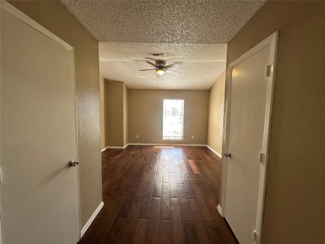 2174 Aspen Drive Dallas TX 75227