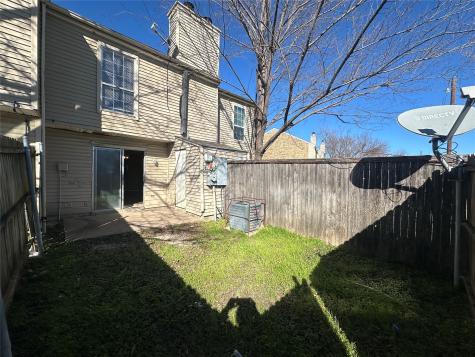 2174 Aspen Drive Dallas TX 75227